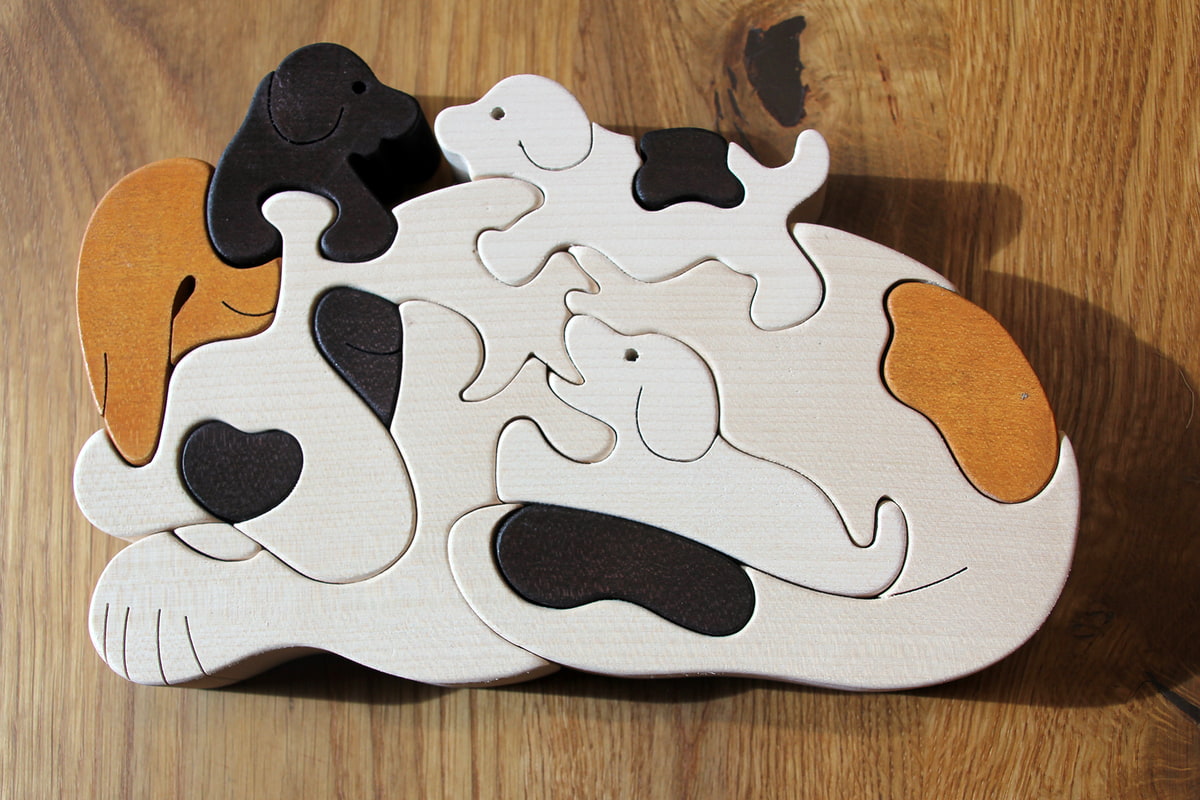 Holzpuzzle Hundefamilie natur